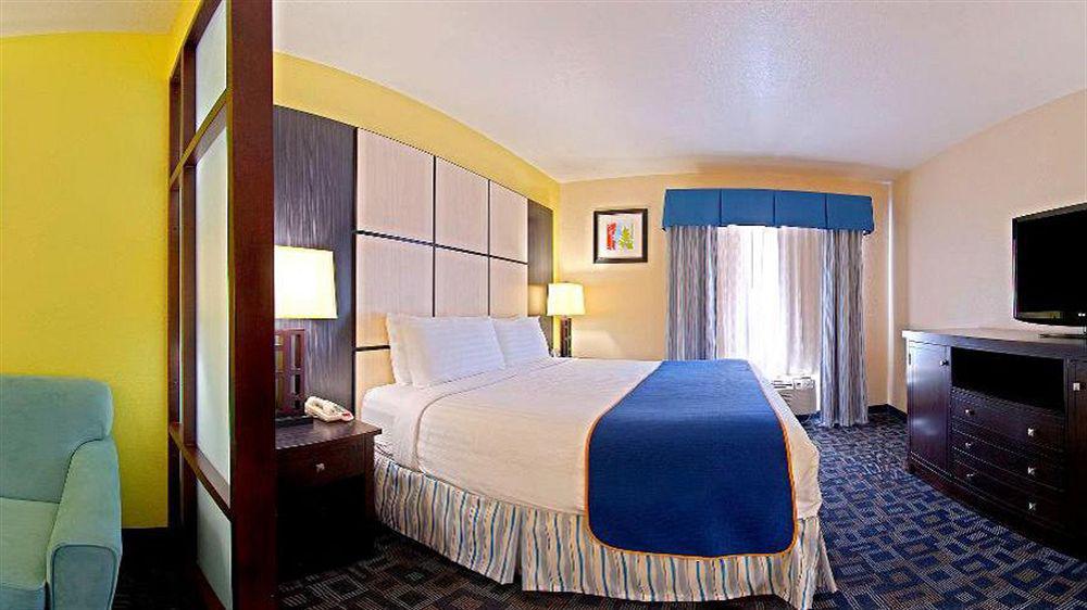 Hotel Super 8 By Wyndham Irving Dfw Airport/South Exterior foto